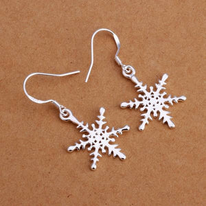 Winter Snowflake Silver Dangle Earring